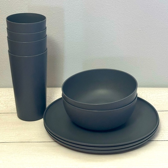 Mainstays Plastic Dish Ware - Picture 1 of 1